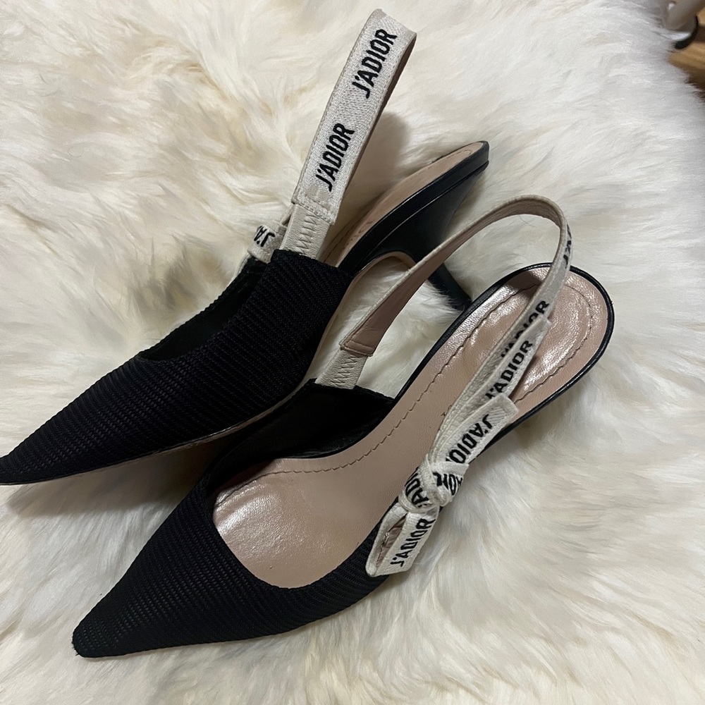 J'ADIOR SLINGBACK PUMP - Size US 8